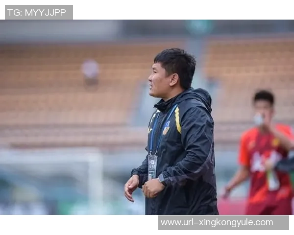 刘建业接任重庆铜梁龙主帅38岁前国脚开启新征程