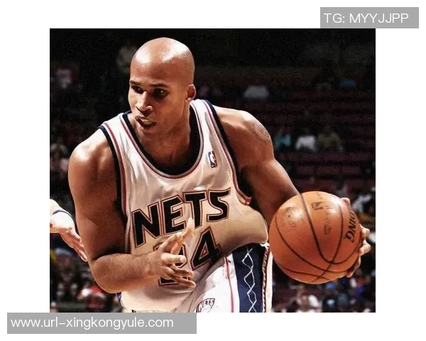 杰弗森回顾历史级别光头球员的辉煌成就与影响力分析